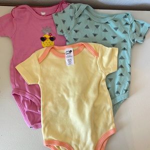 6-9 mos. Onesie Bundle.